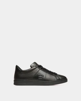 Adrien Brody Travel Collection Sneaker In Black Leather 