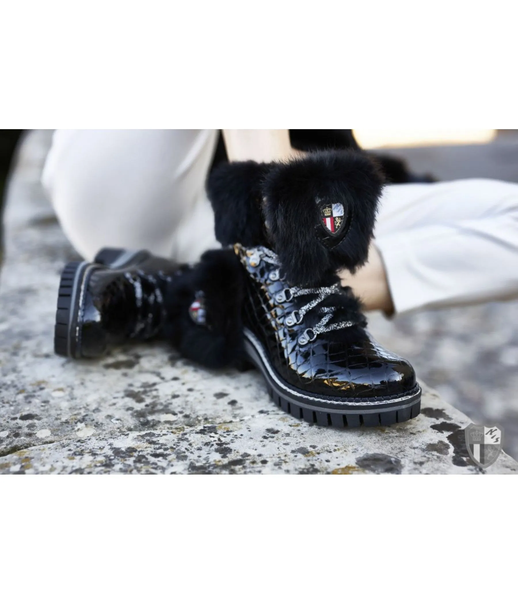 Karin | Black Crocodile