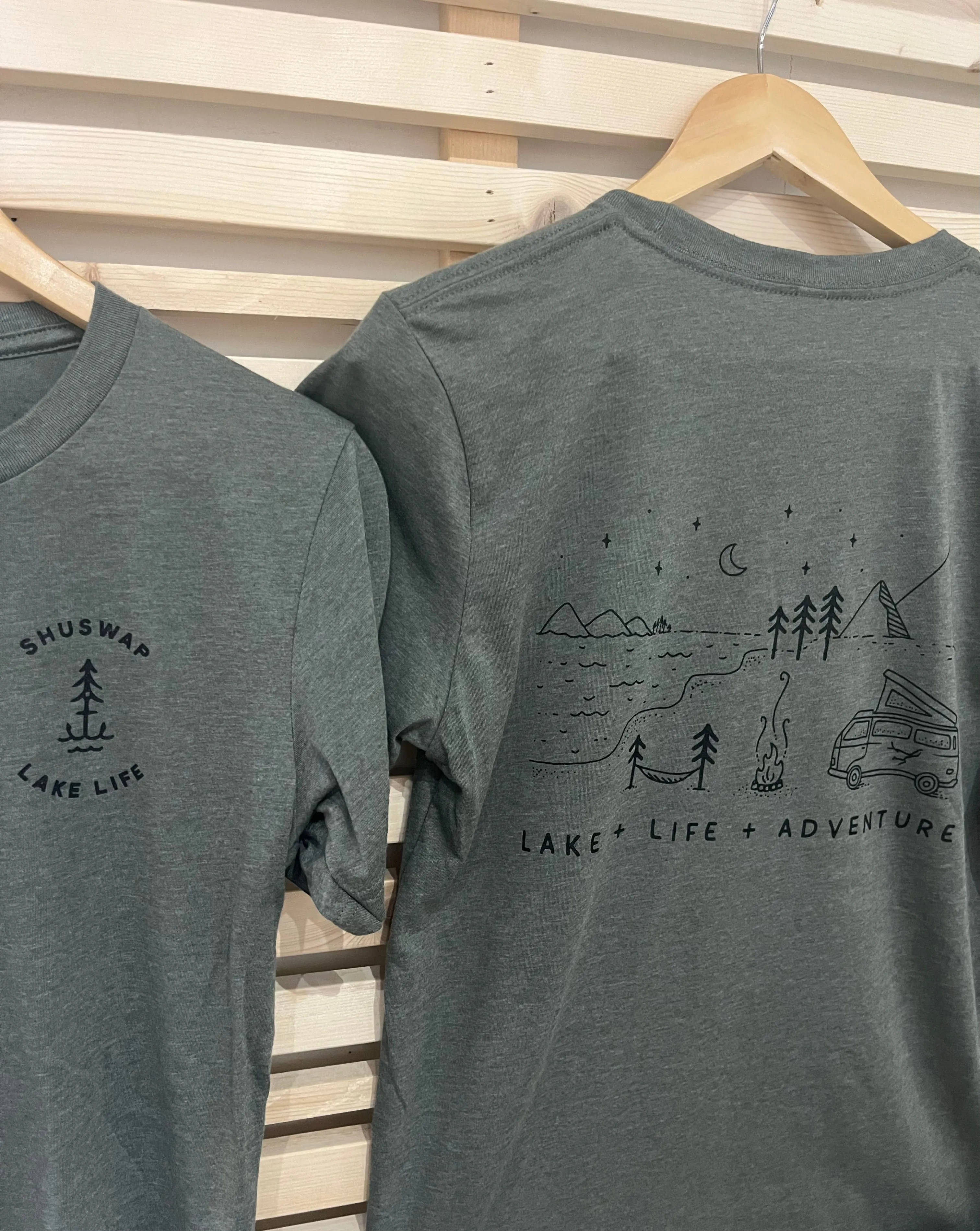 Lake & Life - Adventure Unisex Tee Lake & Life