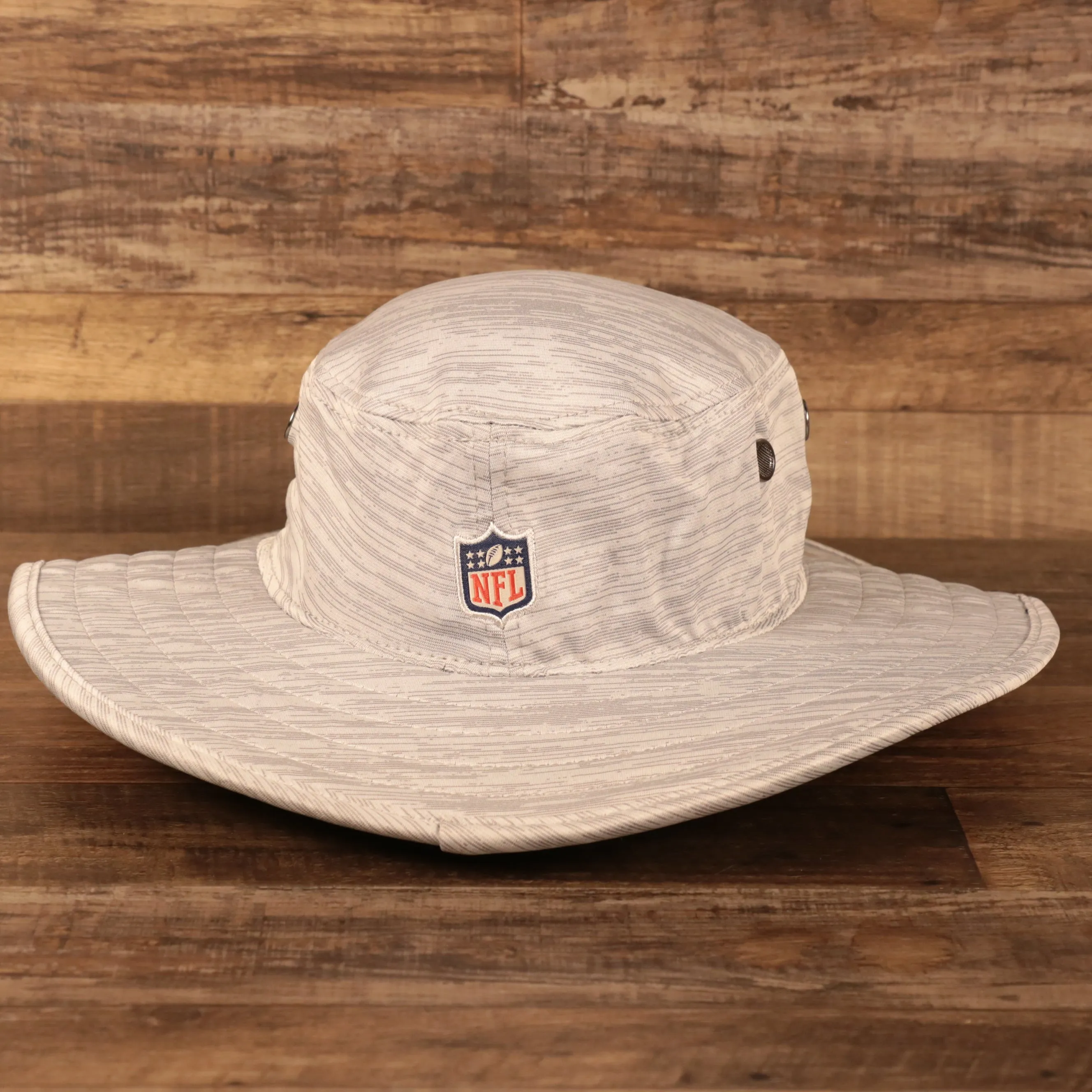 NEW ERA | NEW ORLEANS SAINTS | NFL TRAINING 2021 | PANAMA BUCKET HAT | SAINTS SCRIPT BRIM | BLACK BOTTOM | GRAY | OSFM