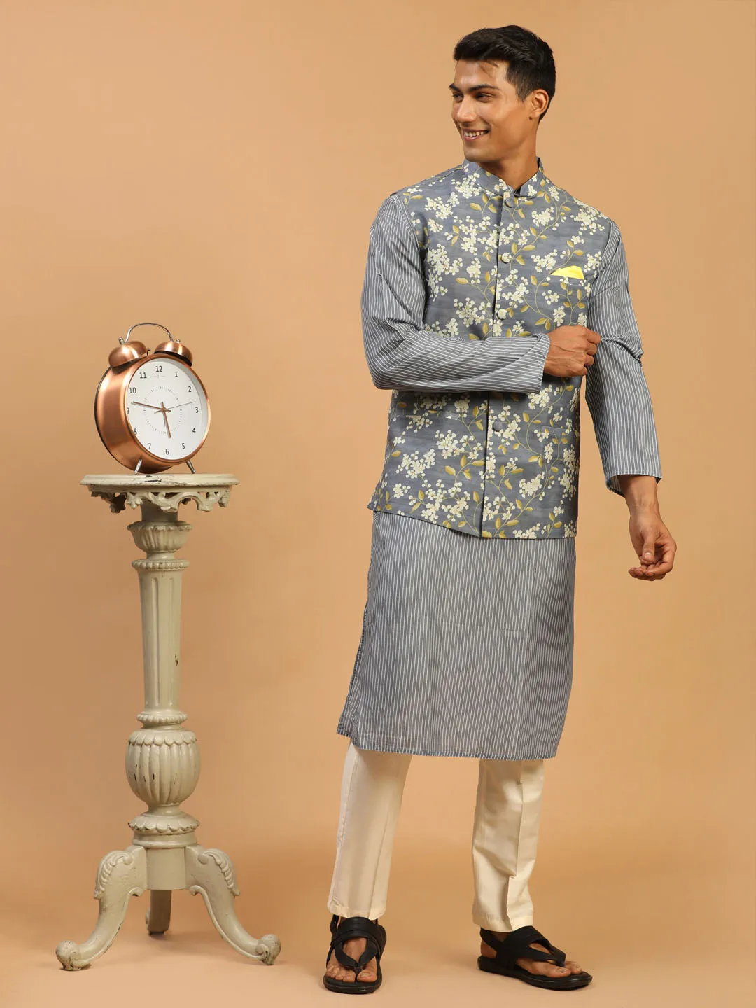 VASTRAMAY Men's Grey Printed Nehru Jacket And kurta With Cream Viscose Pant Set